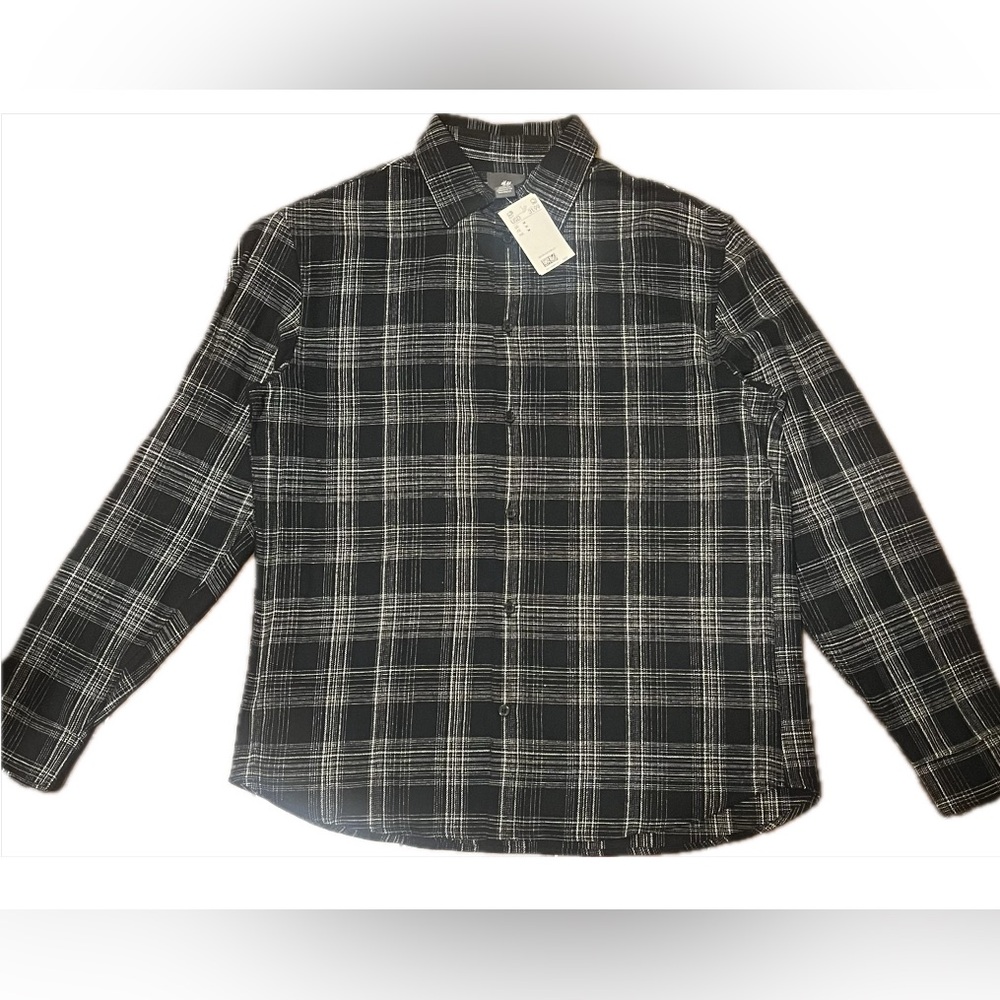 NWT Men’s H&M Black/Gray Striped Long Sleeved Shirt Size Medium